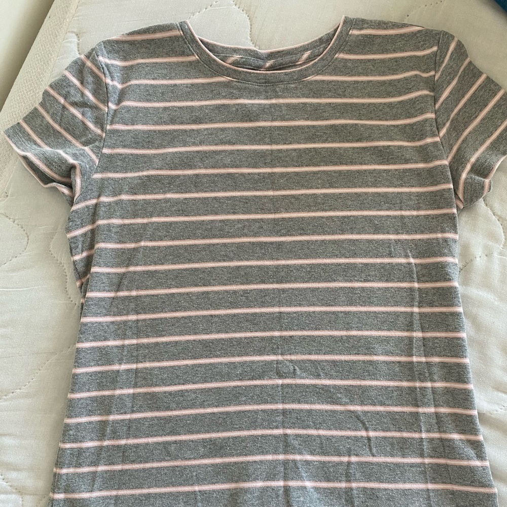 Basic striped shirt